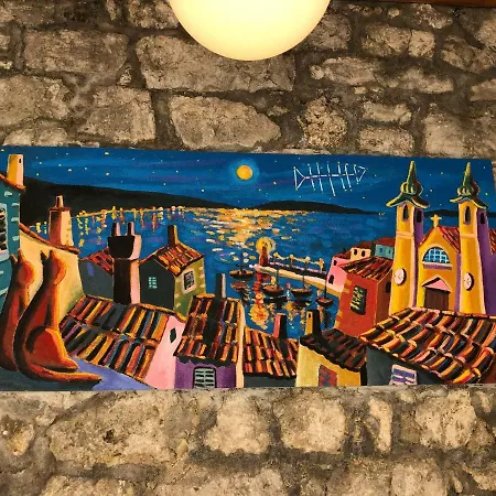 Pia Volosko, Opatija