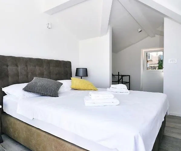 In Te Domine Speravi Volosko, Apartman Opatija
